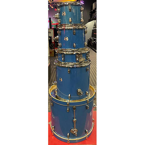 Ludwig Used Ludwig 5 piece Element Evolution Blue Sparkle Drum Kit blue sparkle