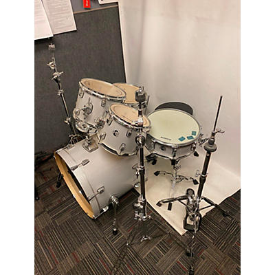 Used Ludwig 5 piece Element Evolution White Sparkle Drum Kit