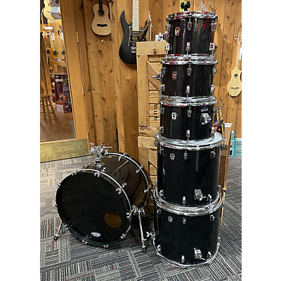 Ludwig Used Ludwig 6 piece Classic Birch Black Sparkle Drum Kit