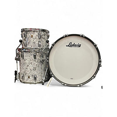 Used Ludwig Classic Maple 3pc Fab White Drum Kit