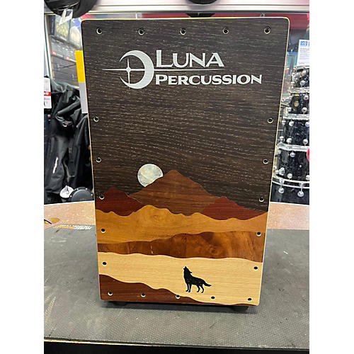 Luna Guitars Used Luna Vista Wolf Cajon Cajon