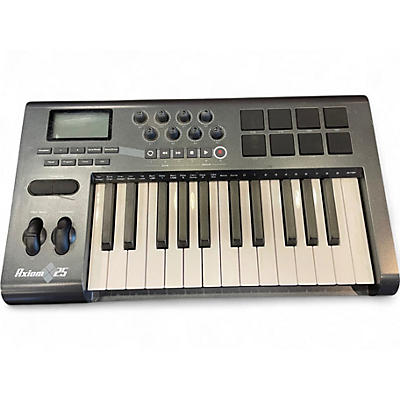 Used M-Audio Axiom 25 Key MIDI Controller