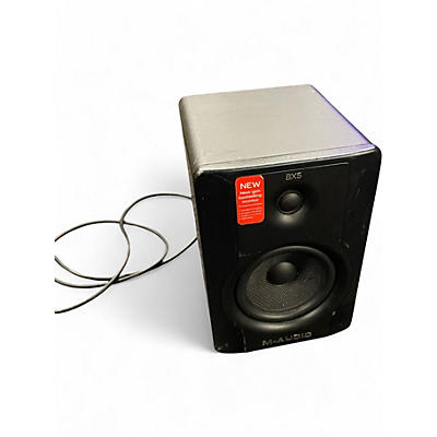Used M-Audio BX5 Powered Monitor