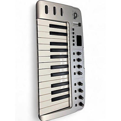 Used M-Audio Oxygen 25 Key MIDI Controller