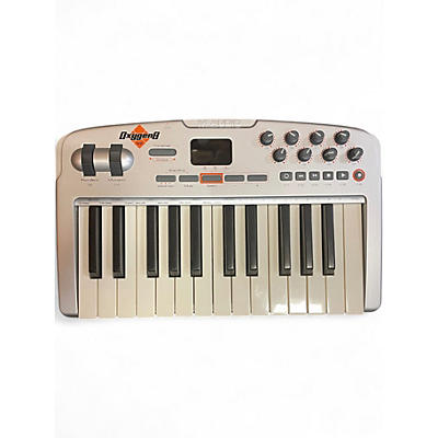 Used M-Audio Oxygen 8 V2 25 Key MIDI Controller
