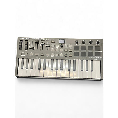 M-Audio Used M-Audio oxygen pro mini MIDI Controller