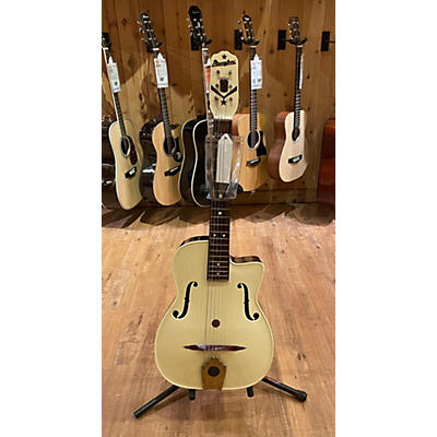 Maccaferri Used Maccaferri G-30 Cream Acoustic Guitar