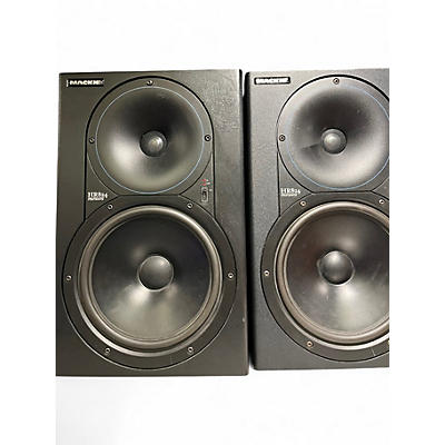 Used Mackie HR824 Pair Powered Monitor