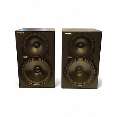 Used Mackie HR824 Pair Powered Monitor