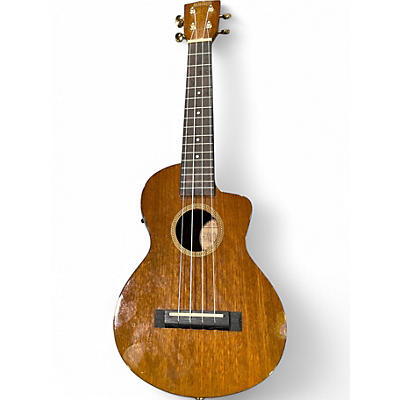 Used Mahalo MH2CE Natural Ukulele