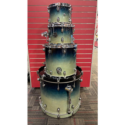 Mapex Used Mapex 4 piece Saturn Rock Teal Blue Fade Drum Kit Teal Blue Fade