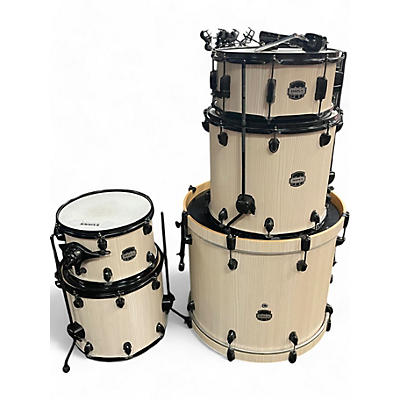 Mapex Used Mapex 5 Piece Mars Alpine White Drum Kit