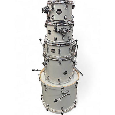 Used Mapex 5 Piece mars birch ivory sparkle Drum Kit