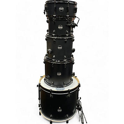 Mapex Used Mapex 5 piece Mars Black Drum Kit