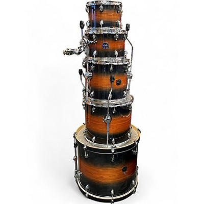 Used Mapex 6 Piece LT628S Armory Series 5-Piece Studioease Shell Pack Fast Toms Caribbean Burst Drum Kit