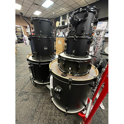 Mapex Used Mapex 7 piece Mars Maple Black Drum Kit Black