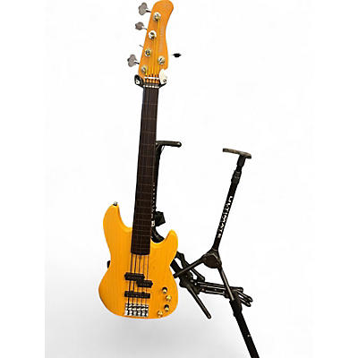 Used Marcus Miller P6  4 STRING FRETLESS Butterscotch Electric Bass Guitar