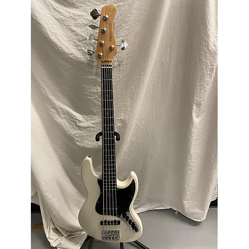 Used Marcus Miller V3 Bass White Electric Bass Guitar White