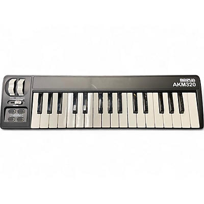 Used Midiplus akm320 Arranger Keyboard