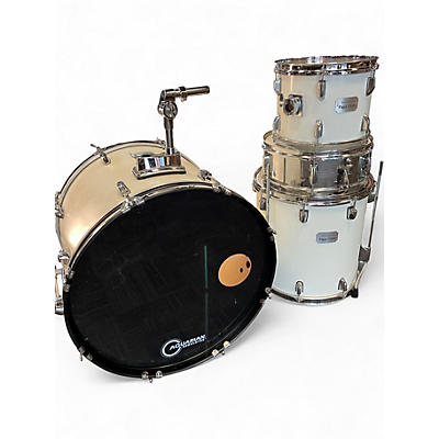 Used Miscellaneous 4 Piece 4 PIECE KIT WHITE Drum Kit