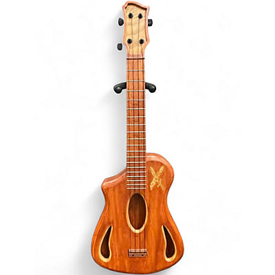 Used Miscellaneous HAND-MADE BARITONE Natural Ukulele