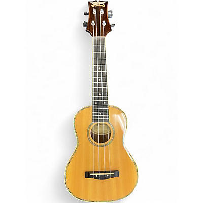 Used Mitchell MU70 Concert Natural Ukulele