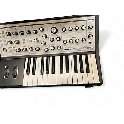 Used Moog Sub Phatty 25 Key Synthesizer