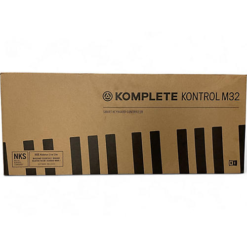 Native Instruments Used Native Instruments KOMPLETE KONTROL M32 MIDI Controller