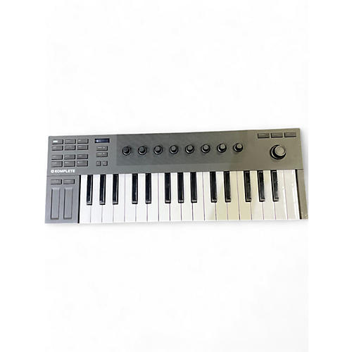 Used Native Instruments KOMPLETE KONTROL M32 MIDI Controller