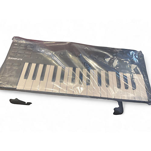 Used Native Instruments KOMPLETE KONTROL M32
