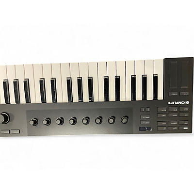 Used Native Instruments KOMPLETE KONTROL M32