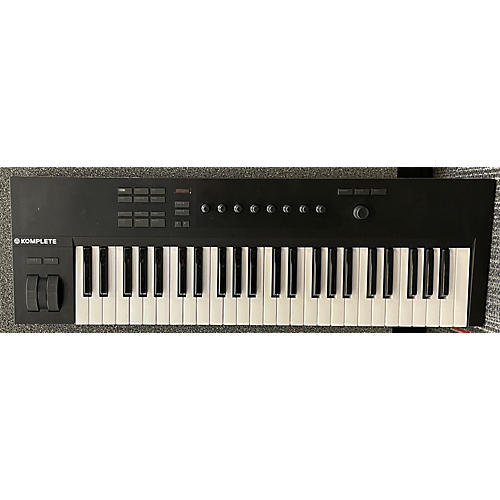 Native Instruments Used Native Instruments Komplete Kontrol A49 MIDI Controller