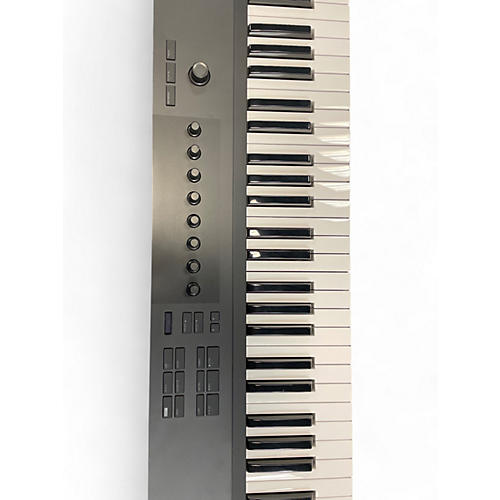 Used Native Instruments Komplete Kontrol A61 MIDI Controller