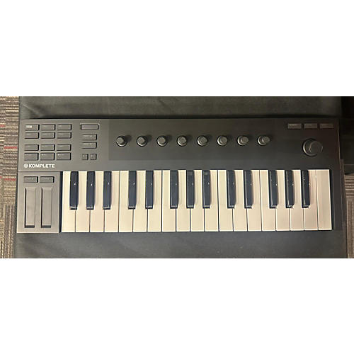 Native Instruments Used Native Instruments Komplete Kontrol M32 MIDI Controller