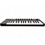 Used Native Instruments Komplete Kontrol M32 MIDI Controller