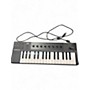 Used Native Instruments Komplete Kontrol M32 MIDI Controller