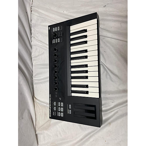 Used Native Instruments Komplete Kontrol S25 MIDI Controller