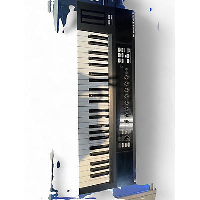 Used Native Instruments Komplete Kontrol S49 MIDI Controller