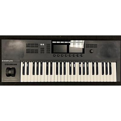 Native Instruments Used Native Instruments Komplete Kontrol S49 MK2 MIDI Controller