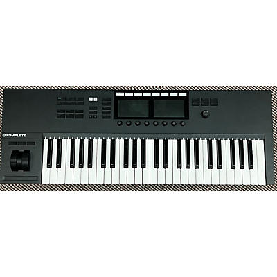 Used Native Instruments Komplete Kontrol S49 MK2 MIDI Controller