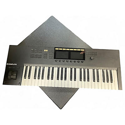 Native Instruments Used Native Instruments Komplete Kontrol S49 MK2 MIDI Controller