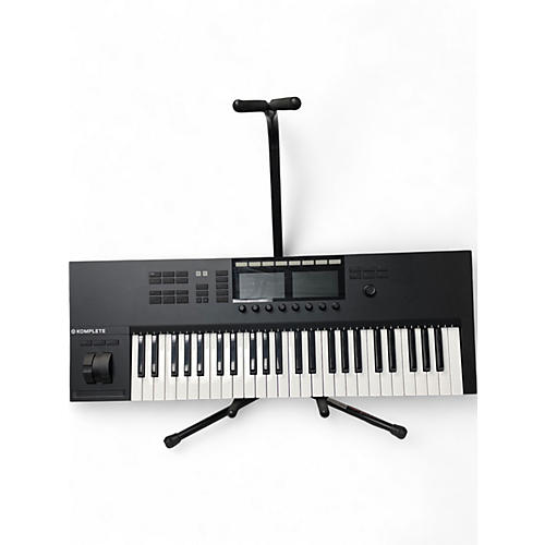 Used Native Instruments Komplete Kontrol S49 MK2 MIDI Controller