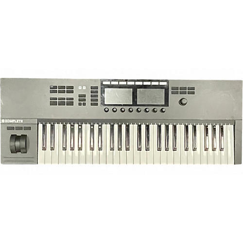 Used Native Instruments Komplete Kontrol S49 MK2 MIDI Controller