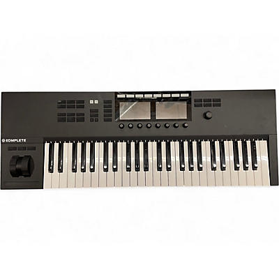 Used Native Instruments Komplete Kontrol S49 MK2 MIDI Controller