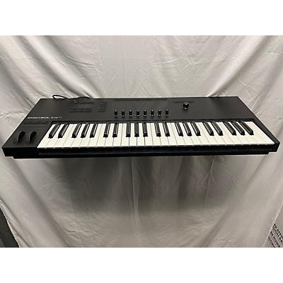 Native Instruments Used Native Instruments Komplete Kontrol S49 MK3 MIDI Controller