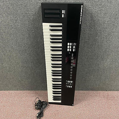 Native Instruments Used Native Instruments Komplete Kontrol S61 MIDI Controller