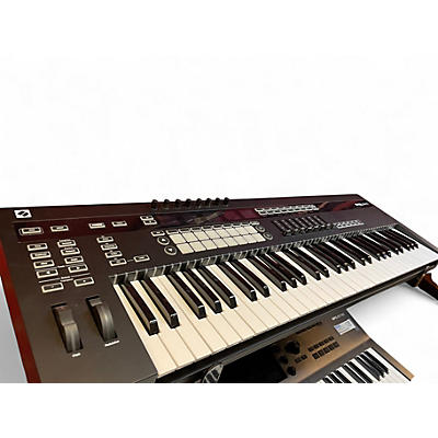 Used Native Instruments Komplete Kontrol S61 MIDI Controller