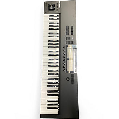 Used Native Instruments Komplete Kontrol S61 MK2 MIDI Controller