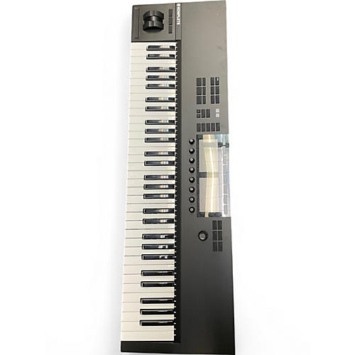 Used Native Instruments Komplete Kontrol S61 MK2 MIDI Controller