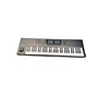 Used Native Instruments Used Native Instruments Komplete Kontrol S61 MKII MIDI Controller